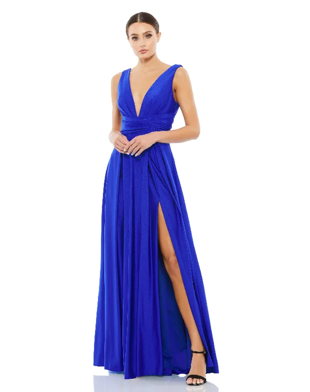 Statement dresses for making a fashion statementMac Duggal 26578 Long Sleeveless Formal Prom Gown