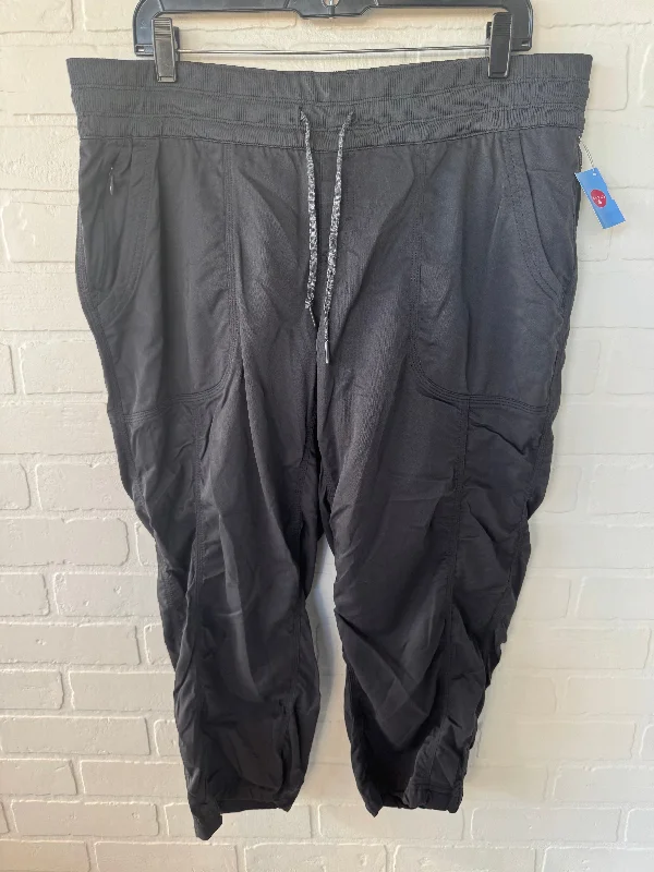 Jumpsuits for womenAthletic Capris By The North Face In Grey, Size: 14