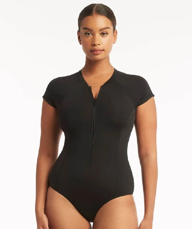 swimsuit for triathlonSea Level Eco Essentials Short Sleeve A-DD Cup One Piece Swimsuit - Black