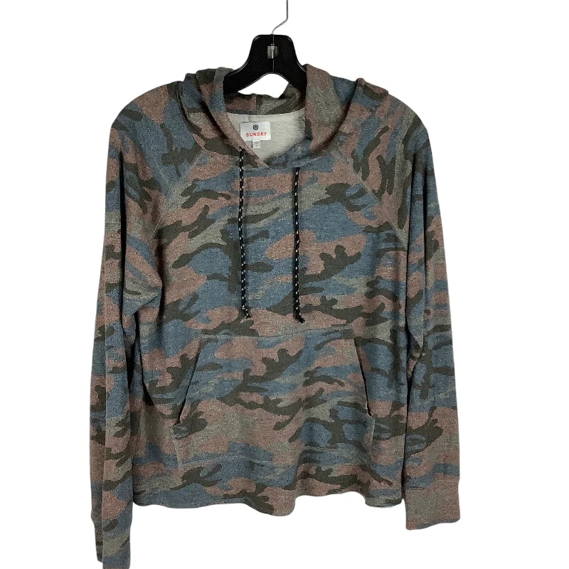 women's hooded jumpers with a ruffle trim on the sleeves and hoodSweatshirt Hoodie By Sundry In Camouflage Print, Size: S