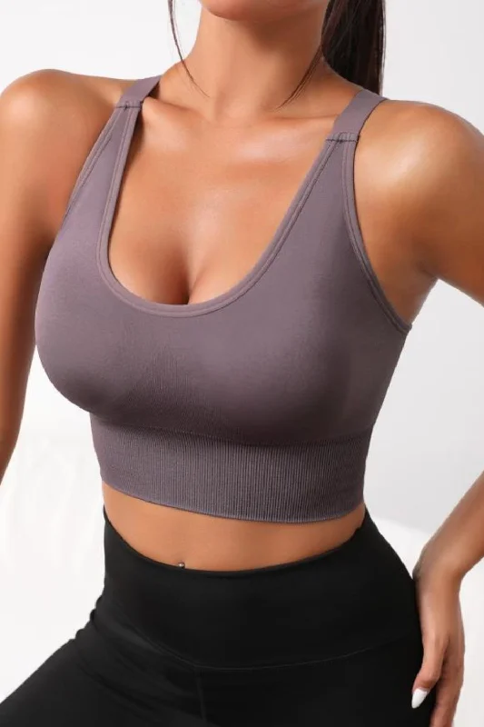 Layering women's pantsScoop Neck Long Active Bra