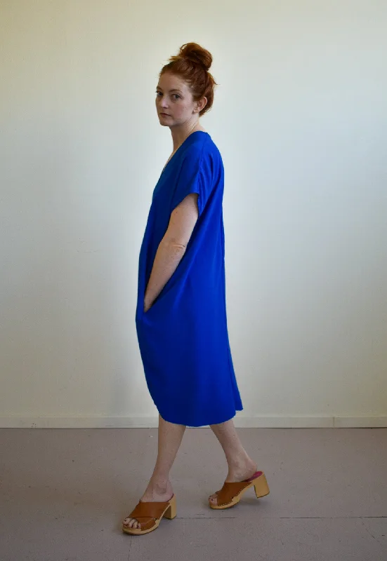 Lantern sleeve dresses for womenClassic Kaftan in New Moon Ultra Blue