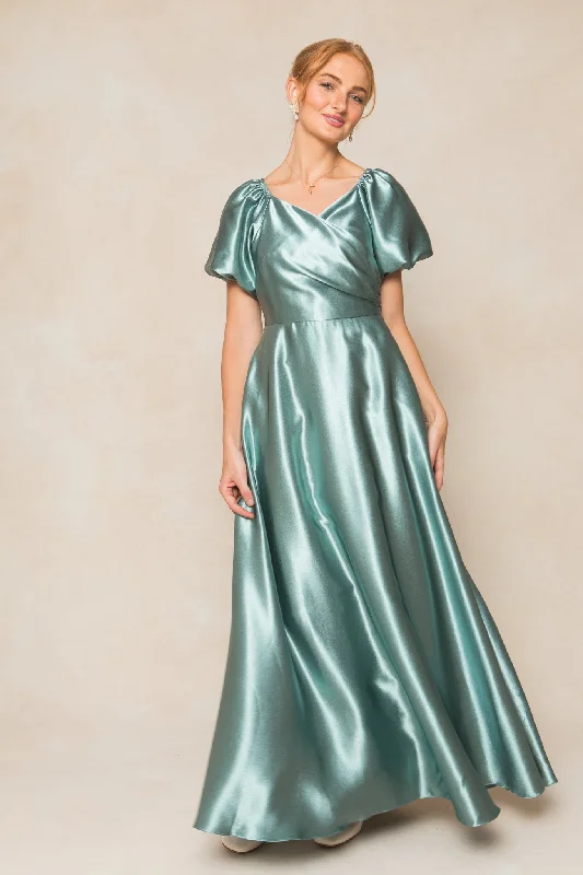 Low-cut dresses for womenTessie Dress in Seaglass Satin