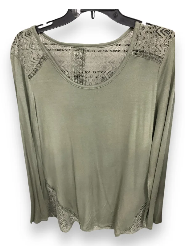 Statement women's topsTop Long Sleeve Basic By Tru Self In Green, Size: M