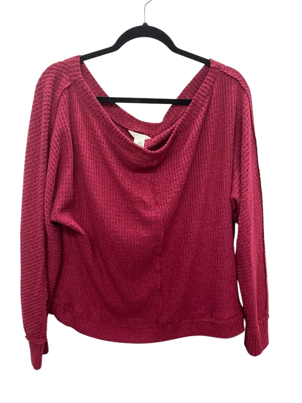 Affordable women's topsTop Long Sleeve By Clothes Mentor In Red, Size: M